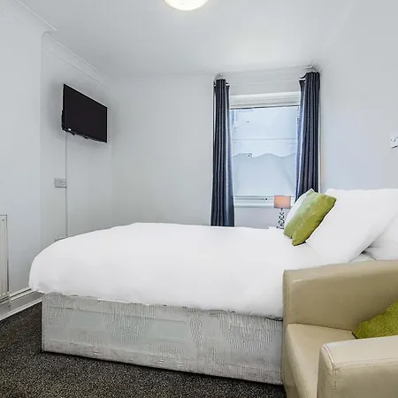 Oyo Pier Hotel Clacton-on-Sea Exterior photo